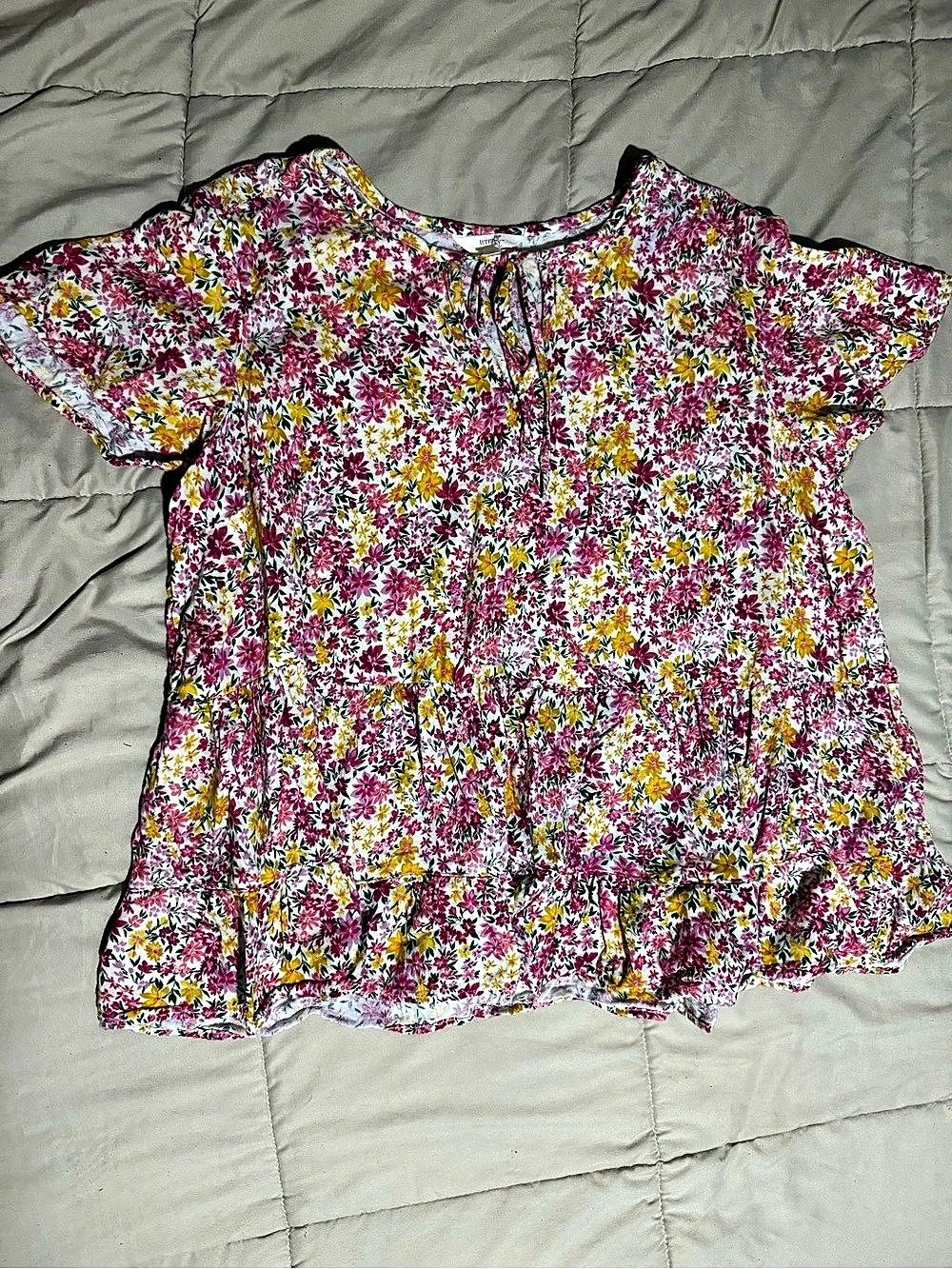 Terra & Sky Floral Blouse in Pink & White Size 2X Like New